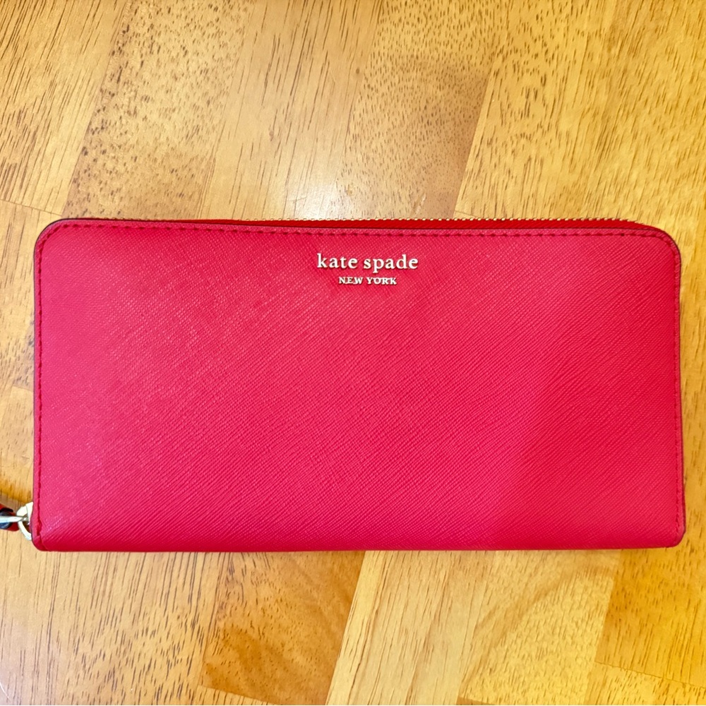 Red Kate Spade New York wallet